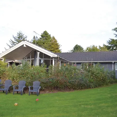 Holiday home Amazing In With Sauna